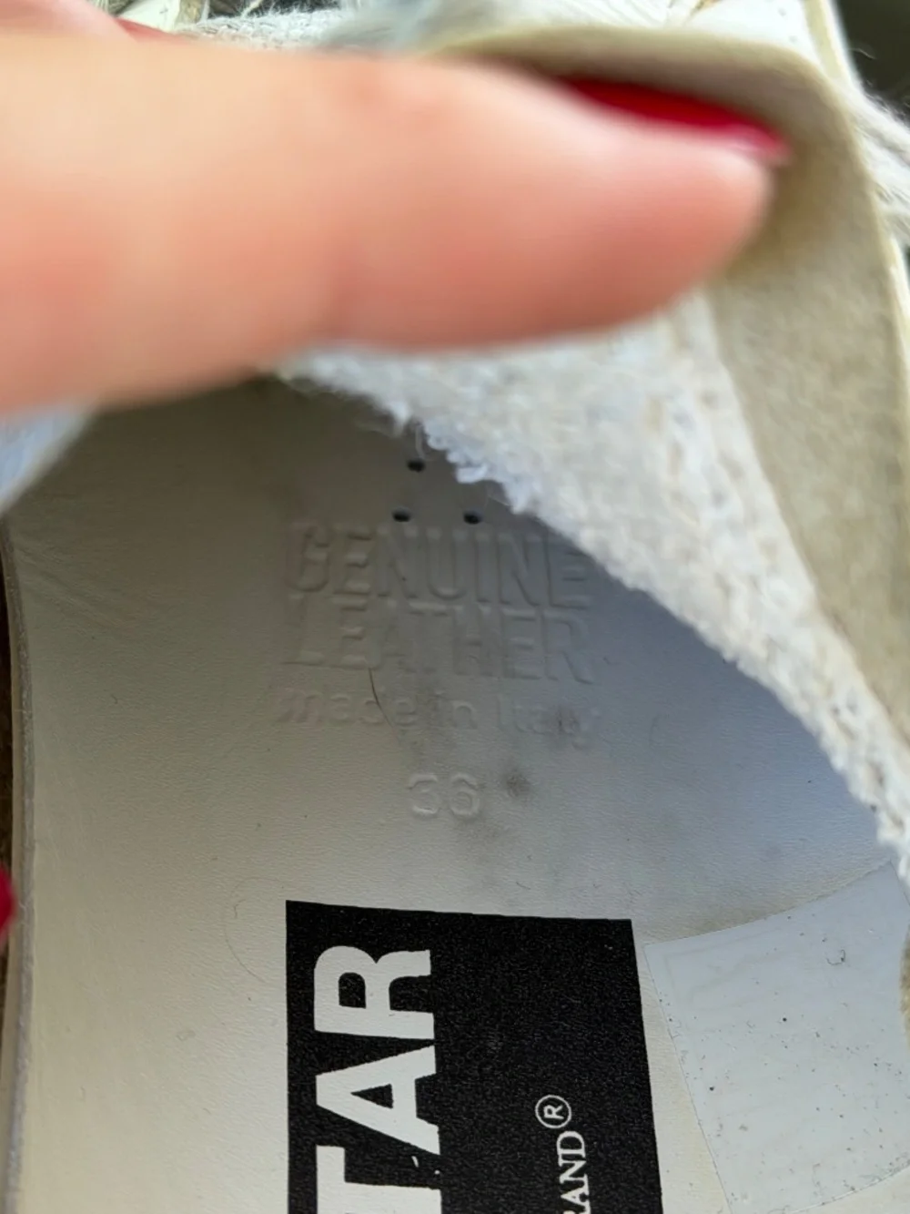 Golden Goose Sneakers